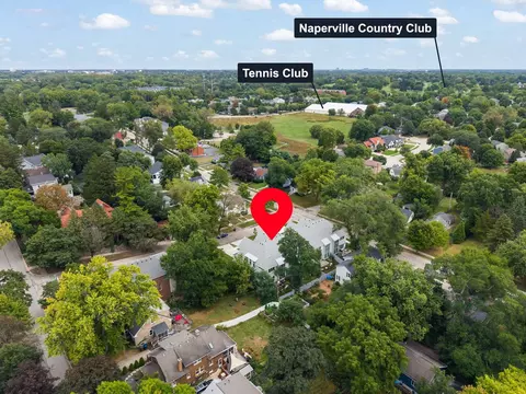 View/Area - 820 E Franklin Ave, Naperville, IL 60540 photo 3 of 5