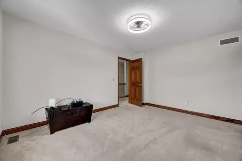 Bedroom - 9 Chiswick Cir, Bloomington, IL 61704 photo 4 of 7
