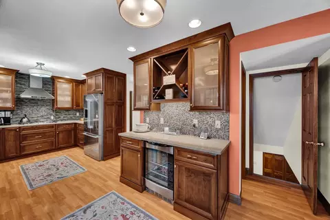 Kitchen - 9 Chiswick Cir, Bloomington, IL 61704 photo 3 of 7
