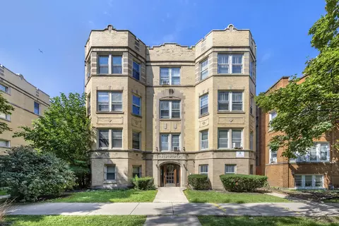 6318 N Artesian Ave #203, Chicago, IL 60659