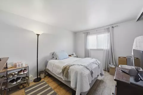 Bedroom - 3214 Mcbreen Ave, Robbins, IL 60472 photo 2 of 3