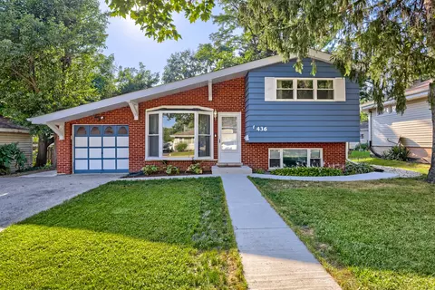 436 N Fulton Ave, Villa Park, IL 60181