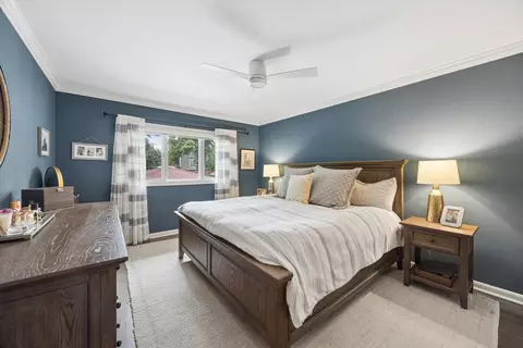 Bedroom - 110 S Herbert Rd, Riverside, IL 60546 photo 2 of 4