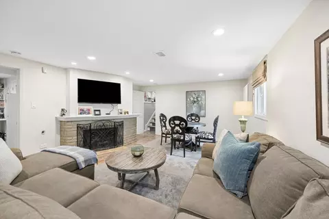 Living - 110 S Herbert Rd, Riverside, IL 60546 photo 6 of 6