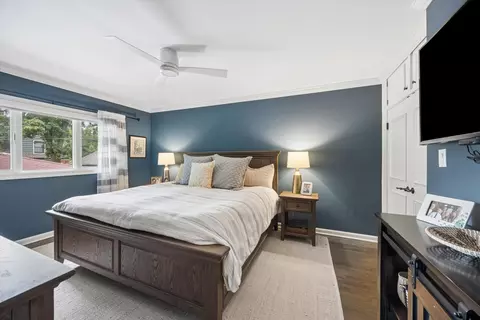 Bedroom - 110 S Herbert Rd, Riverside, IL 60546 photo 1 of 4