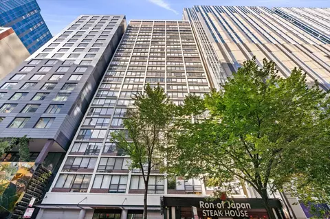 230 E Ontario St #1905, Chicago, IL 60611