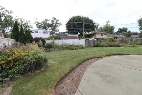 Exterior - 263 Norman Ct, Des Plaines, IL 60016 photo 3 of 3