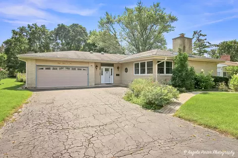 Exterior - 3705 W Young St, Mchenry, IL 60050 photo 2 of 10