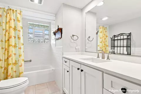 Bath - 3705 W Young St, Mchenry, IL 60050 photo 2 of 2