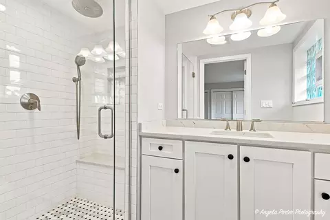 Bath - 3705 W Young St, Mchenry, IL 60050 photo 1 of 2