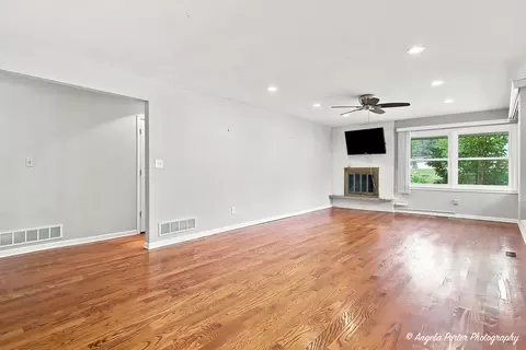 Living - 3705 W Young St, Mchenry, IL 60050 photo 5 of 7