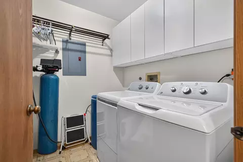 Other - 205 N Creekside Trl #A, Mchenry, IL 60050 photo 3 of 6