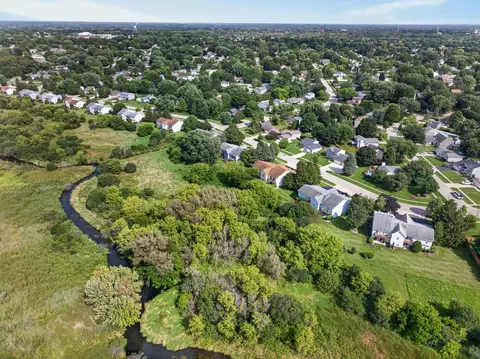 View/Area - 205 N Creekside Trl #A, Mchenry, IL 60050 photo 5 of 5
