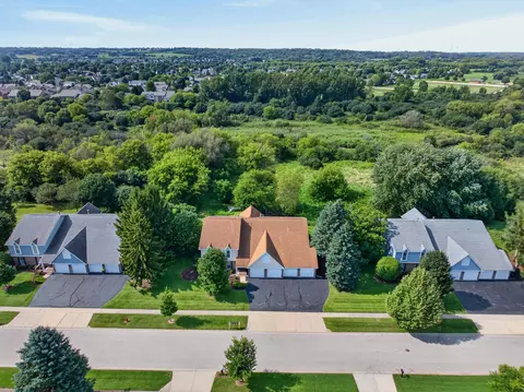 View/Area - 205 N Creekside Trl #A, Mchenry, IL 60050 photo 1 of 5