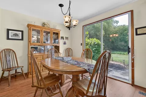 Dining - 205 N Creekside Trl #A, Mchenry, IL 60050 photo 1 of 2