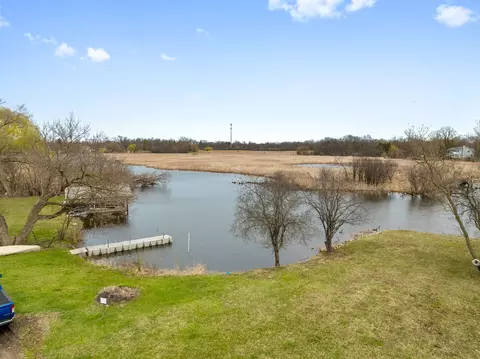 View/Area - 218 Mastodon Dr, Ingleside, IL 60041 photo 4 of 7