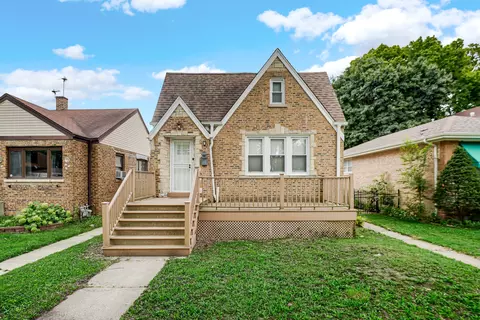 12151 Greenwood Ave, Blue Island, IL 60406
