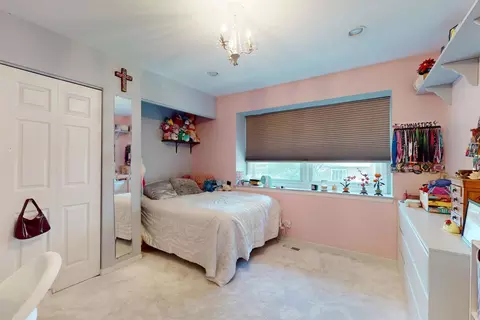 Bedroom - 674 Sycamore Ln, Wheeling, IL 60090 photo 1 of 5
