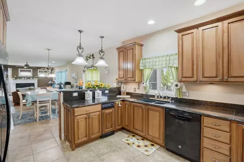 Kitchen - 104 Park View Dr, Eldridge, IA 52748 photo 3 of 3
