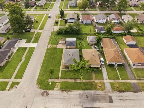 View/Area - 16460 Honore Ave, Markham, IL 60428 photo 1 of 2