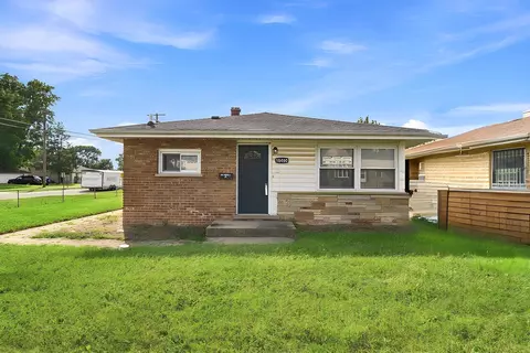 Exterior - 16460 Honore Ave, Markham, IL 60428 photo 2 of 3