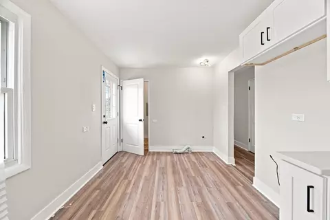 Entry Way - 16460 Honore Ave, Markham, IL 60428 photo 2 of 3