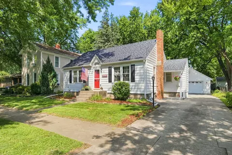 Exterior - 748 E Jackson St, Morris, IL 60450 photo 3 of 7