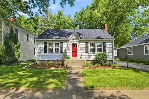 Exterior - 748 E Jackson St, Morris, IL 60450 photo 2 of 7