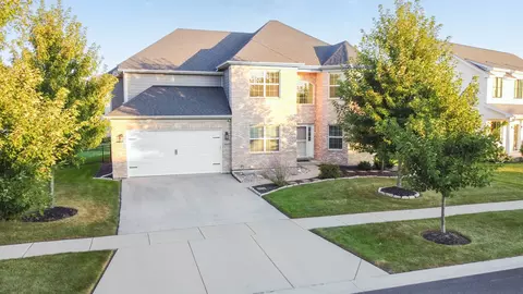 Exterior - 3605 Harmony Cir, Elgin, IL 60124 photo 3 of 7