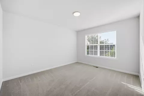 Bedroom - 3605 Harmony Cir, Elgin, IL 60124 photo 3 of 4