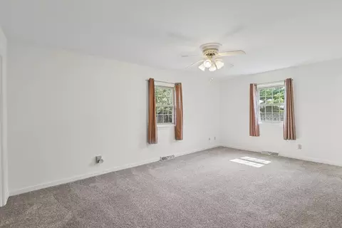 Bedroom - 2118 Bristol Rd, Champaign, IL 61821 photo 1 of 6