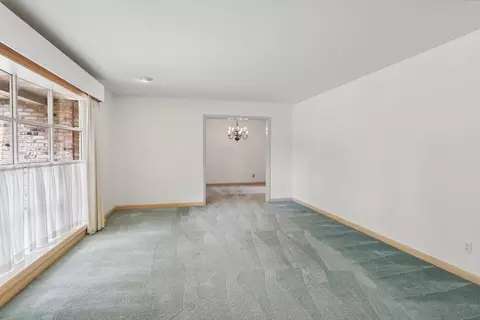 Living - 2118 Bristol Rd, Champaign, IL 61821 photo 1 of 4