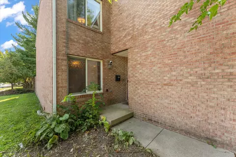 1319 E Harding Dr #A, Urbana, IL 61801