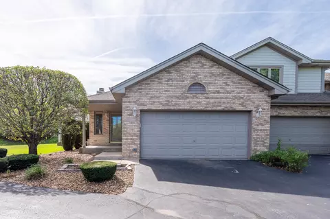 17411 Carlyle Ct, Tinley Park, IL 60487