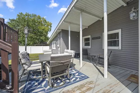 Exterior - 856 N Western Hills Dr, Kankakee, IL 60901 photo 3 of 9