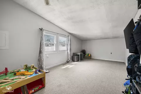 Bedroom - 856 N Western Hills Dr, Kankakee, IL 60901 photo 3 of 3