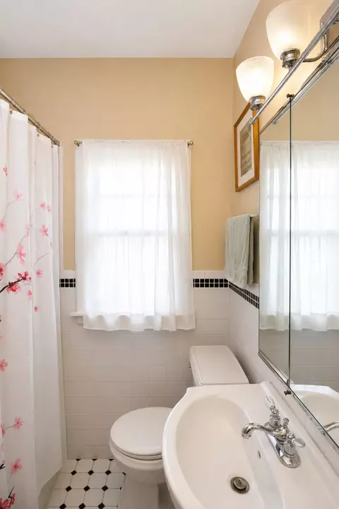 Bath - 35 W Maple Ave, Roselle, IL 60172 photo 1 of 2
