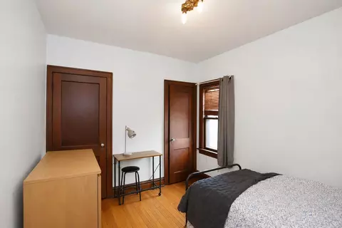 Bedroom - 35 W Maple Ave, Roselle, IL 60172 photo 3 of 3