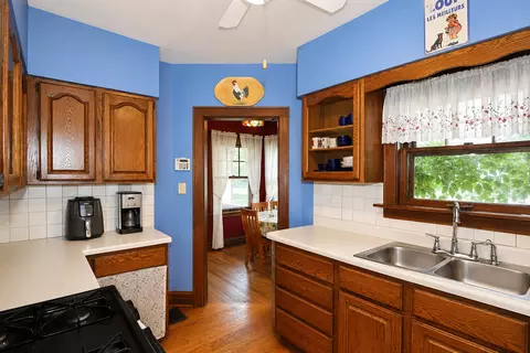 Kitchen - 35 W Maple Ave, Roselle, IL 60172 photo 1 of 3