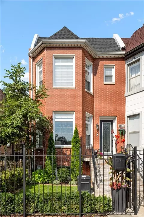 4346 S Forrestville Ave, Chicago, IL 60653