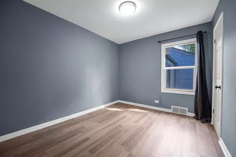 Bedroom - 70 E 150th St, Harvey, IL 60426 photo 1 of 6