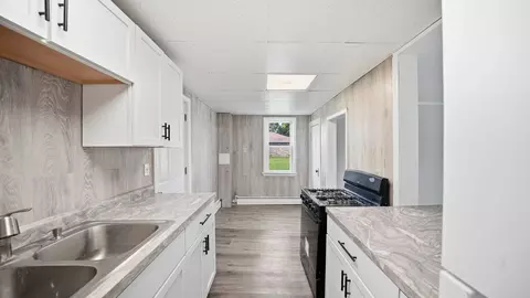 Entry Way - 109 E Mondamin St, Minooka, IL 60447 photo 2 of 2