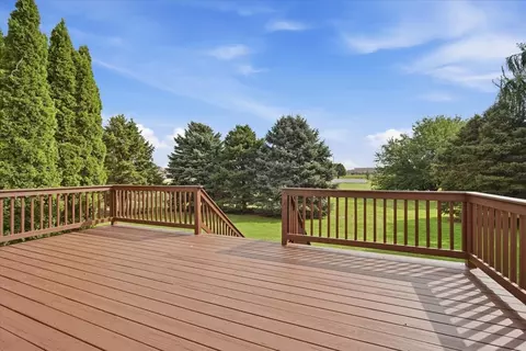 Exterior - 3 Lavender Ln, Bloomington, IL 61704 photo 4 of 12