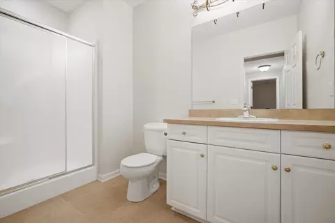 Bath - 3 Lavender Ln, Bloomington, IL 61704 photo 8 of 8
