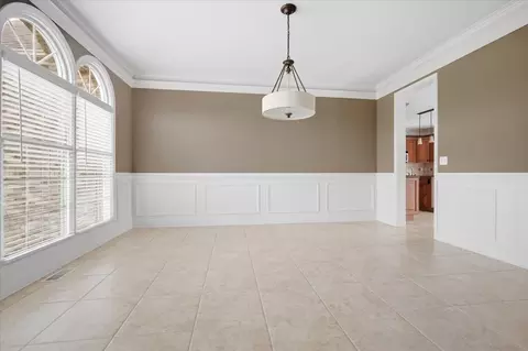 Living - 3 Lavender Ln, Bloomington, IL 61704 photo 1 of 13
