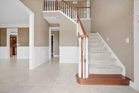 Entry Way - 3 Lavender Ln, Bloomington, IL 61704 photo 2 of 5