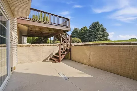Exterior - 3 Lavender Ln, Bloomington, IL 61704 photo 10 of 12