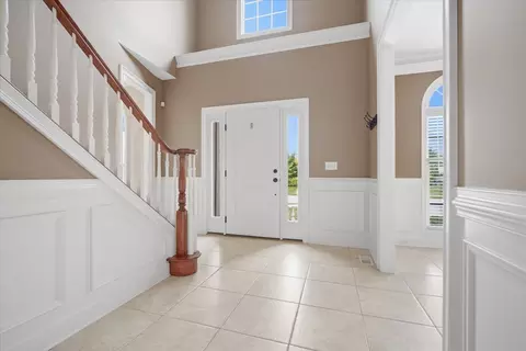 Entry Way - 3 Lavender Ln, Bloomington, IL 61704 photo 1 of 5