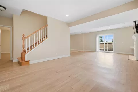 Living - 3 Lavender Ln, Bloomington, IL 61704 photo 10 of 13