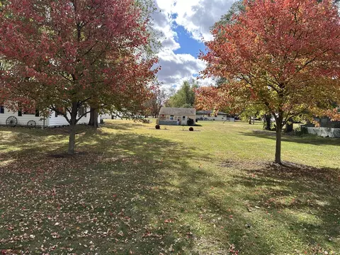Exterior - 446 Chestnut St E, Paxton, IL 60957 photo 16 of 16